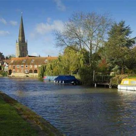 1 Bedroom Flat Sleeps 4 In Abingdon Oxfordshire Bagian luar foto